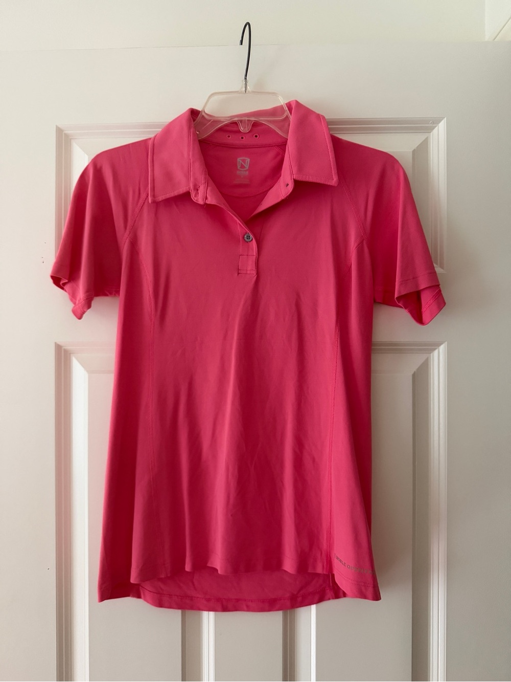 Noble outfitters Women's Bright Pink Short-Sleeve Polo Top medium - like new